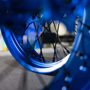 bold. FULL BLUE - Supermoto Wheelset