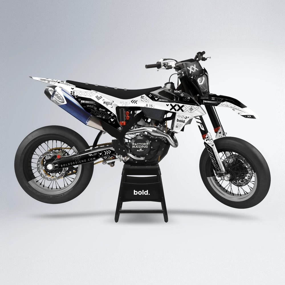 DATALOG supermoto graphics kit in Black & White