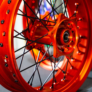 bold. FULL Orange - Supermoto Wheelset
