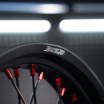 bold. Black/Red - Supermoto Wheelset