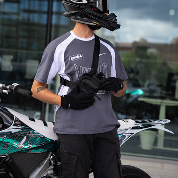 bold. Core Stealth Sling Side Bag