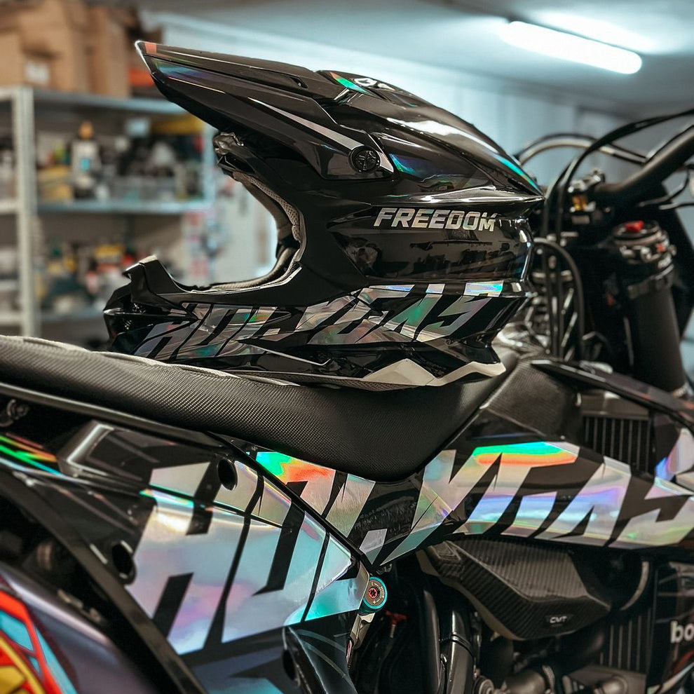 Full Custom Helmet Graphics - Bolddesignz