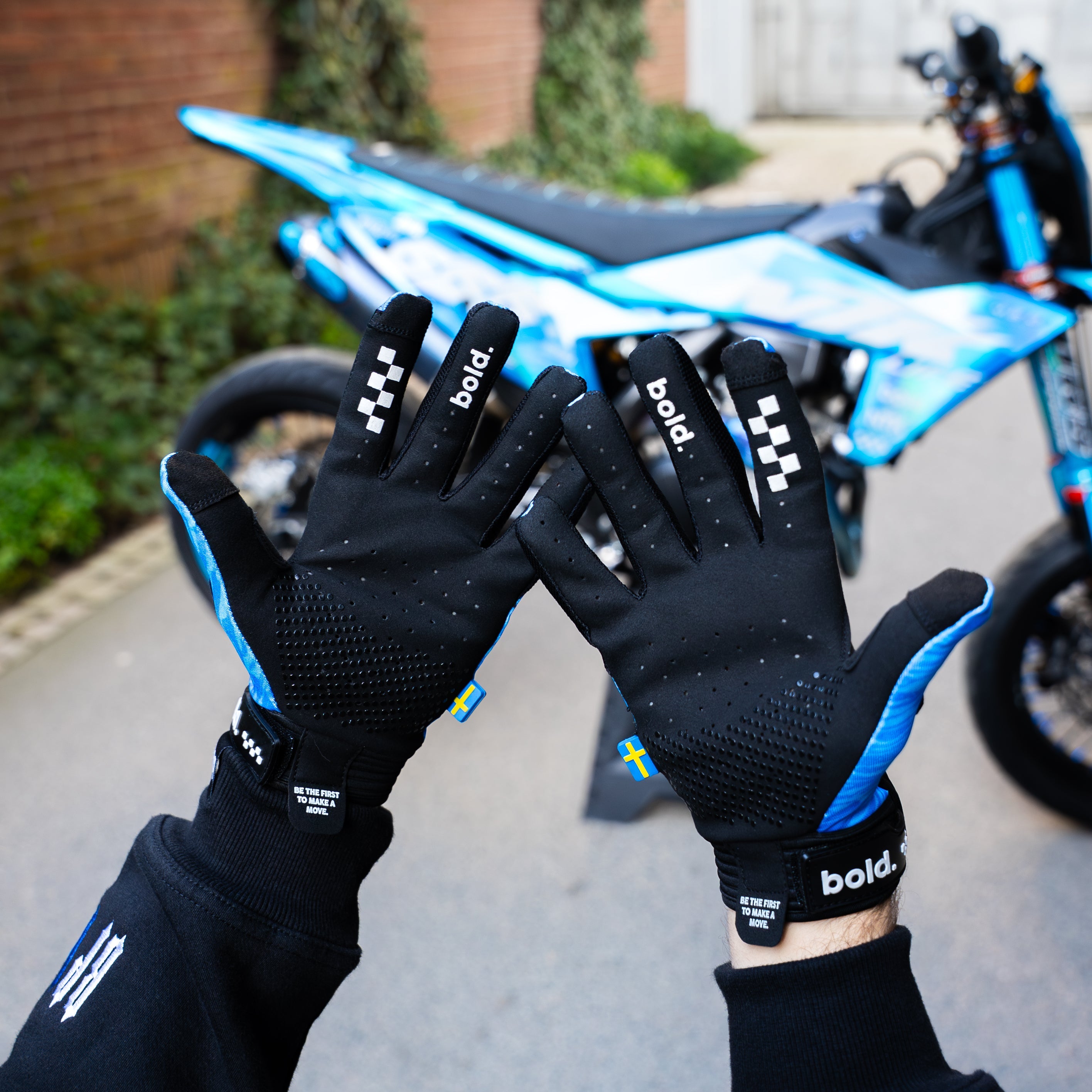 bold. NTK V5 SWIFT MX GLOVES - Bolddesignz