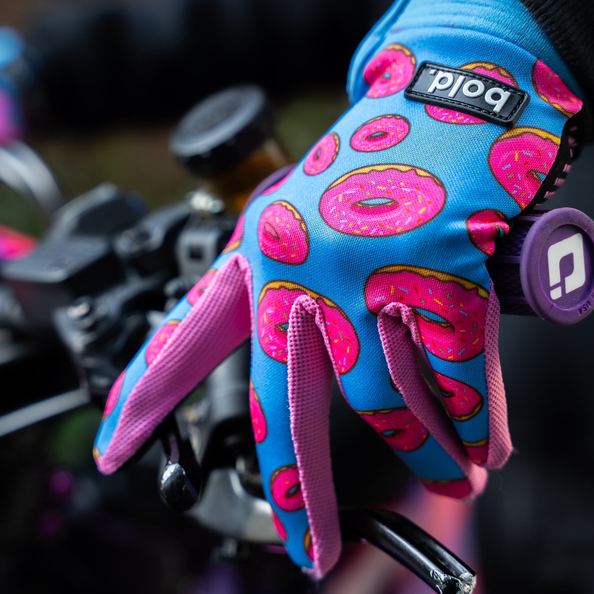 bold handschuhe bold. Donut SWIFT MX GLOVES