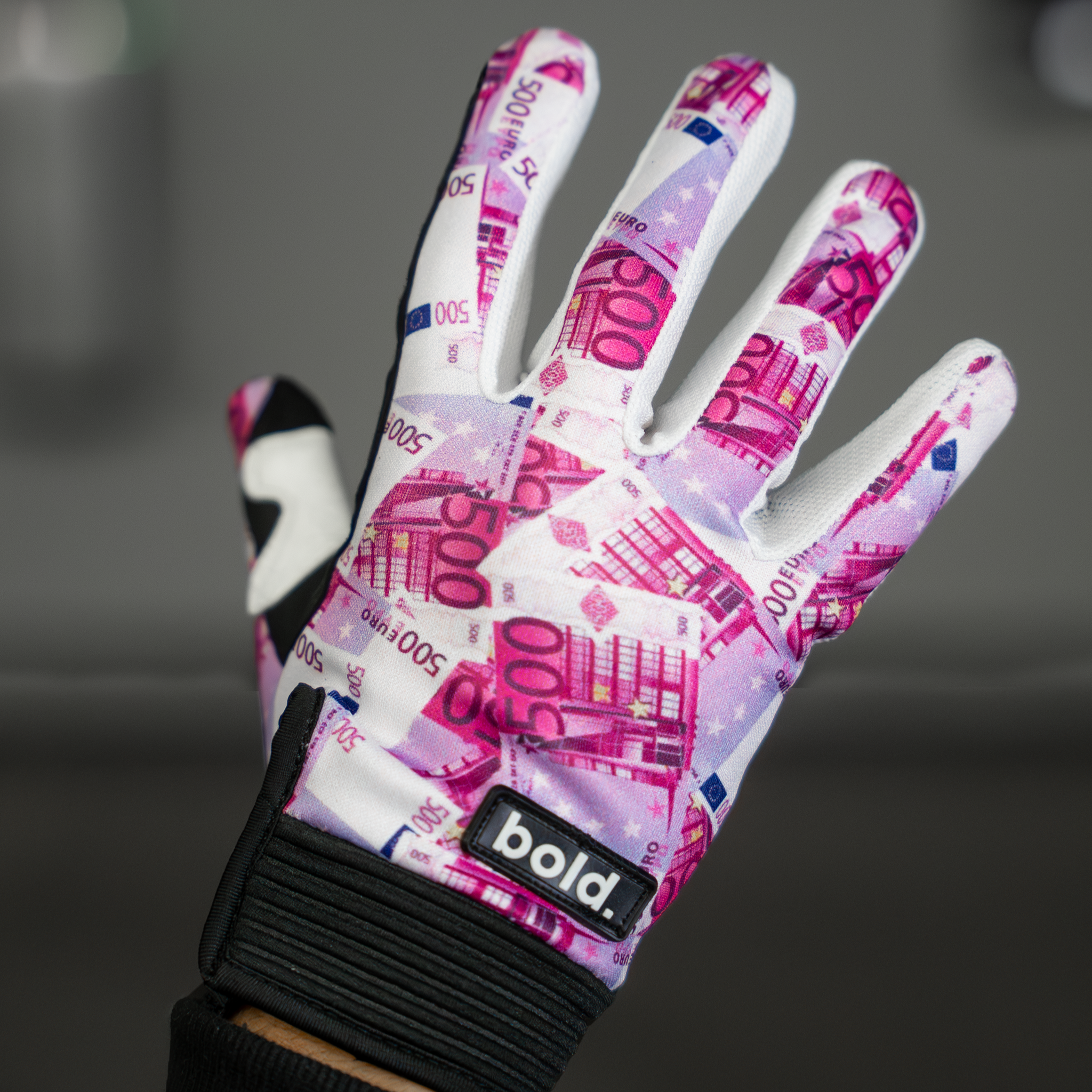 bold. Hustler SWIFT MX GLOVES